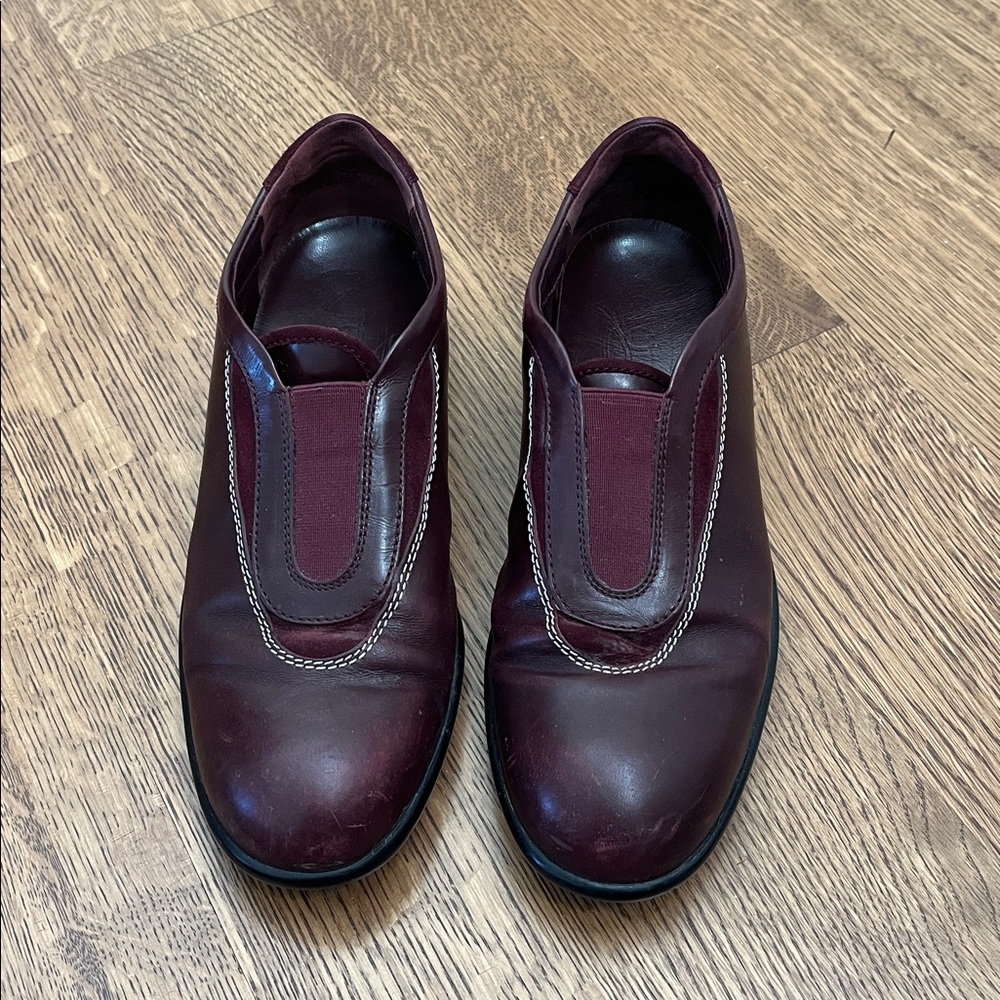 Tod’s Burgundy Slip-On Women’s Shoes 38.5